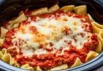 The Best Crock Pot Lasagna: A Deliciously Easy Recipe