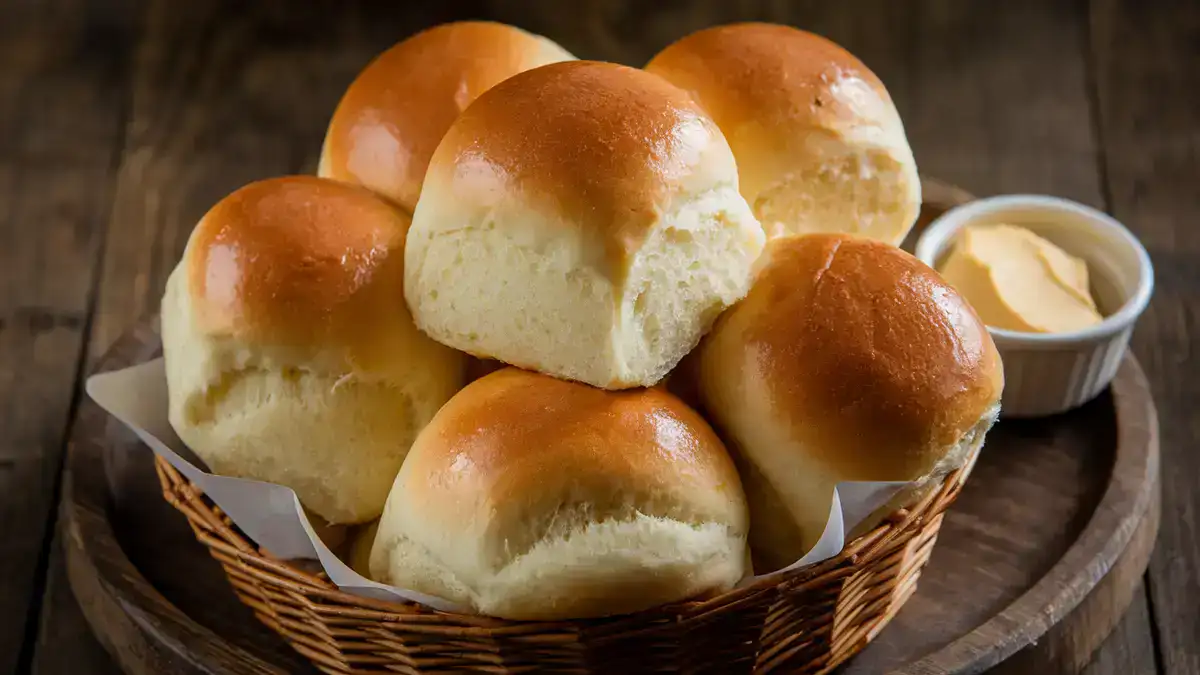 Homemade Texas Roadhouse Rolls