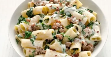 Creamy Garlic Sausage Alfredo Rigatoni to Savor