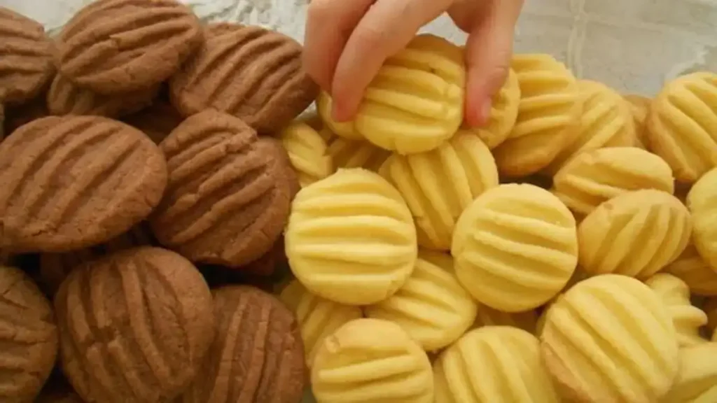 Quick 10-Minute Biscuit Cookies