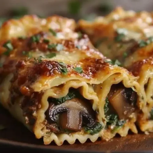 The Best Mushroom and Spinach Lasagna Rolls Recipe