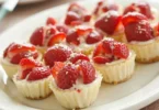 Cheesecake Deviled Strawberries: Easy No-Bake Recipe