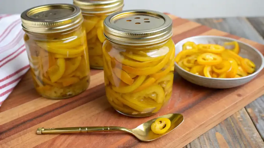 Easy Pickled Banana Peppers: How to Make and Store Them Right