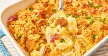 Neiman Marcus Chicken Casserole a creamy, cheesy, bacon-topped comfort dish perfect for family dinners. Easy to make, rich in flavor, and always a crowd-pleaser.